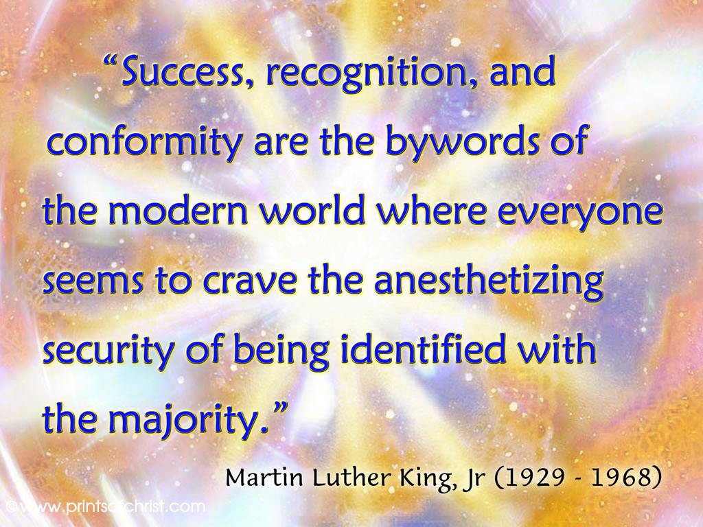 Words of Dr King on Success Background
